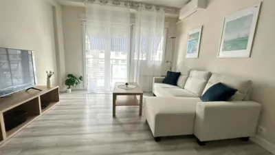 Piso en alquiler en Adelfas - Imagen 3