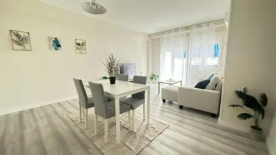 Piso en alquiler en Adelfas - Imagen 4