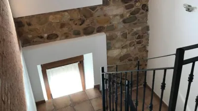 Casa adosada en venta en Cuadros, Cuadros de 300.000 €