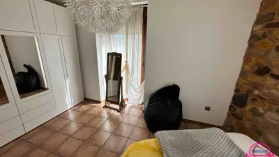 Casa adosada en venta en Cuadros, Cuadros de 300.000 €