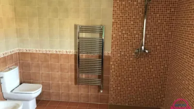 Casa adosada en venta en Cuadros, Cuadros de 300.000 €