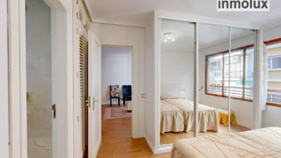 Flat on Calle de Zaragoza photo 18