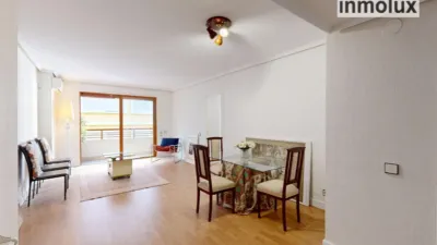 Flat on Calle de Zaragoza photo 8
