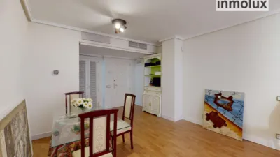 Flat on Calle de Zaragoza photo 14