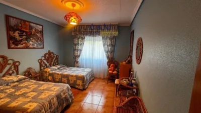 Chalet en venta en Viana de Cega, Viana de Cega de 395.000 €