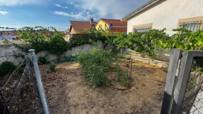 Chalet en venta en Viana de Cega, Viana de Cega de 395.000 €