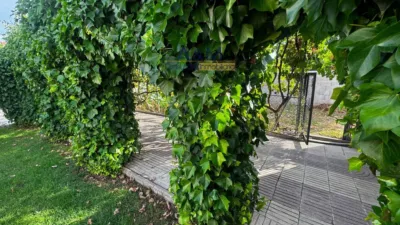 Chalet en venta en Viana de Cega, Viana de Cega de 395.000 €