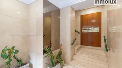 Apartment on Calle del Pintor Murillo photo 22