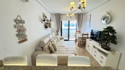 Apartment in Cabo Roig-La Zenia-La Regia photo 9