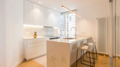 Apartment on Calle de José Ortega y Gasset photo 18