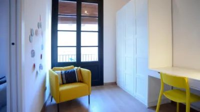 Piso en alquiler en El Raval - Imagen 3