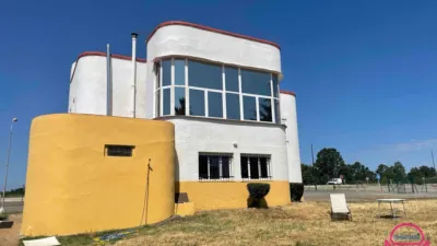 Chalet en venta en Urbanización Estrella de Izar, Abadengo de Torío (Garrafe de Torío) de 179.900 €