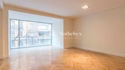 Piso en alquiler en Calle de Fortuny - Imagen 2
