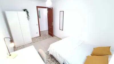 Habitación en alquiler en El Cerro, El Cerro (Distrito Cerro Amate. Sevilla Capital) de 360 €<span>/mes</span>