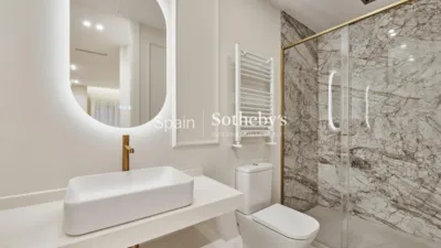 Apartment on Calle de María de Molina photo 23