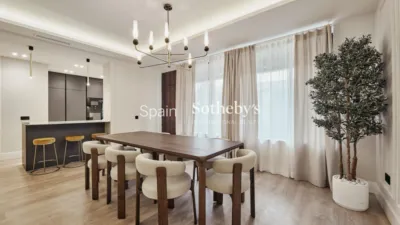 Apartment on Calle de María de Molina photo 2