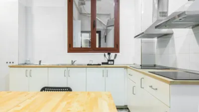 Habitación en alquiler en Gran Via, Gran Via (Distrito L'Eixample. València Capital) de 445 €<span>/mes</span>