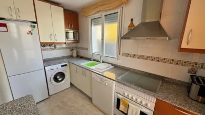 Duplex at Esparto Street, 1 photo 13