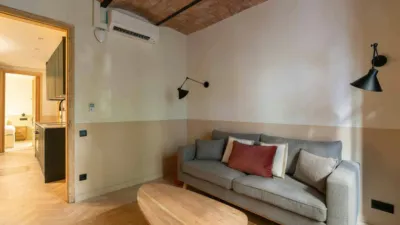 Piso en alquiler en El Poble-Sec - Imagen 8