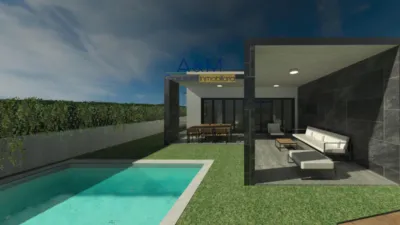 Semi-detached house on Calle Tratado de Tordesillas photo 4
