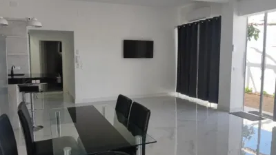 Casa en venta en Calle del Tomillo, número > - Vista 2