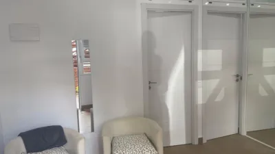 Piso en alquiler en Calle de Calí, número > - Imagen 4