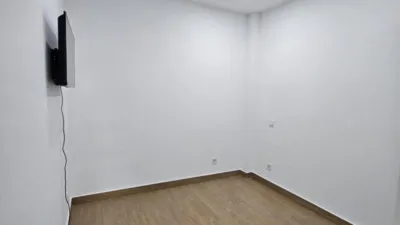 Piso en alquiler en Calle de Calí, número > - Imagen 7