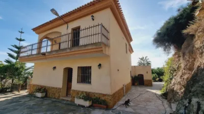 Chalet en calle La Fuente del Albarico, nº 1 photo 3