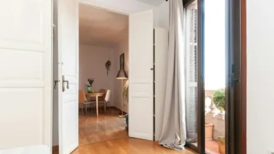 Piso en alquiler en El Raval - Imagen 5