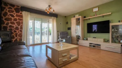 Casa adosada en venta en Calle >Calle de los Castaños, Número >, Pioz de 236.900 €