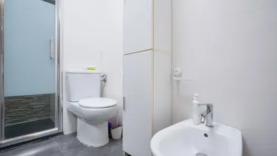 Casa adosada en venta en Calle >Calle de los Castaños, Número >, Pioz de 236.900 €