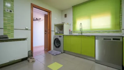 Casa adosada en venta en Calle >Calle de los Castaños, Número >, Pioz de 236.900 €