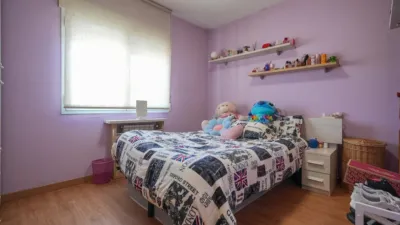 Casa adosada en venta en Calle >Calle de los Castaños, Número >, Pioz de 236.900 €