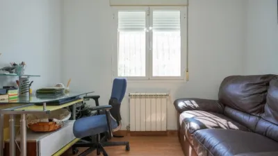 Casa adosada en venta en Calle >Calle de los Castaños, Número >, Pioz de 236.900 €