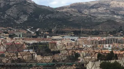 Chalet in Viaducto Area (Alcoy) photo 2