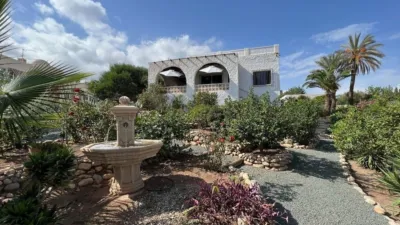 Villa at Calle de la Majada Calera, 1 photo 4