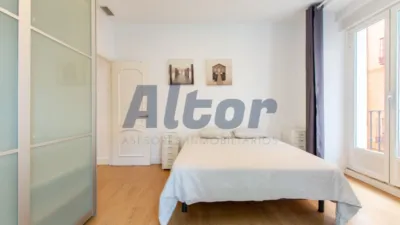 Apartment on Calle de la Madera photo 3