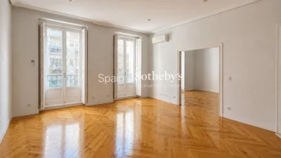 Apartment in Recoletos photo 3