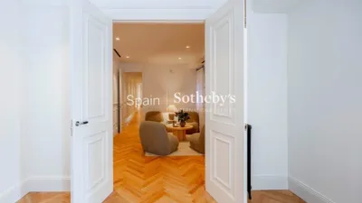 Apartment on Calle de José Ortega y Gasset photo 6