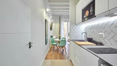 Piso en alquiler en El Raval - Imagen 9