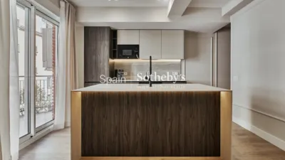 Apartment on Calle de Padilla photo 2