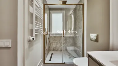 Apartment on Calle del Piamonte photo 16
