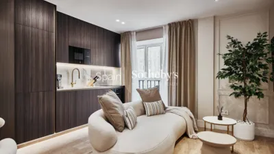 Apartment on Calle del Piamonte photo 2