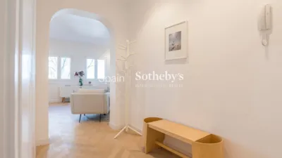Apartment on Calle del General Pardiñas photo 23