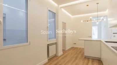 Apartment on Calle de Alcántara photo 14