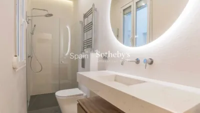 Apartment on Calle de Alcántara photo 37