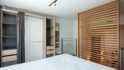 Dúplex en alquiler en Calle >C- del Riu Bidasoa, Número >, Benicalap (Distrito Benicalap. València Capital) de 1.600 €<span>/mes</span>