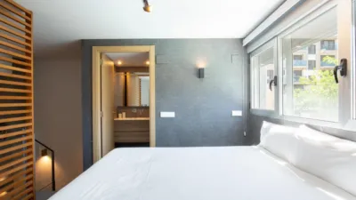 Dúplex en alquiler en Calle >C- del Riu Bidasoa, Número >, Benicalap (Distrito Benicalap. València Capital) de 1.600 €<span>/mes</span>
