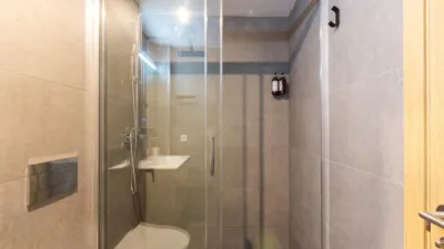 Dúplex en alquiler en Calle >C- del Riu Bidasoa, Número >, Benicalap (Distrito Benicalap. València Capital) de 1.600 €<span>/mes</span>
