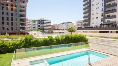 Dúplex en alquiler en Calle >C- del Riu Bidasoa, Número >, Benicalap (Distrito Benicalap. València Capital) de 1.600 €<span>/mes</span>